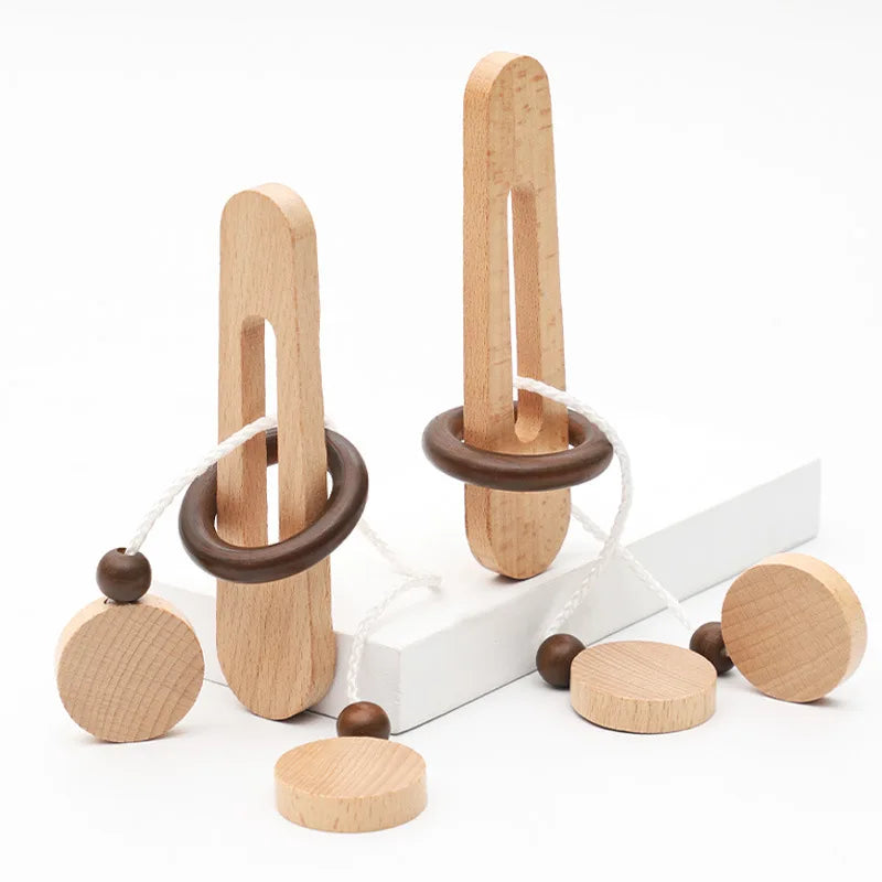 Wooden Ring Unlocking Game,Magic Ring Escape Classic Puzzle Toy, Kongming Lock Luban Lock Intelligence Toy
